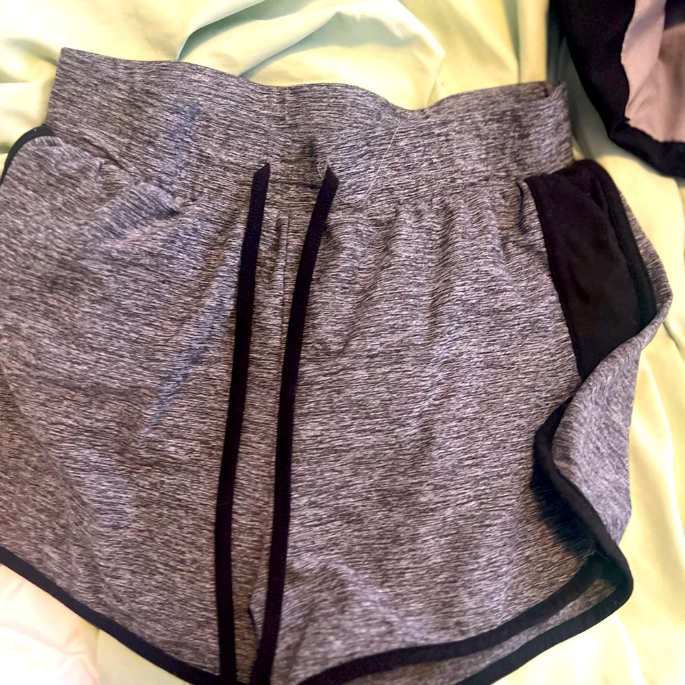 sport shorts